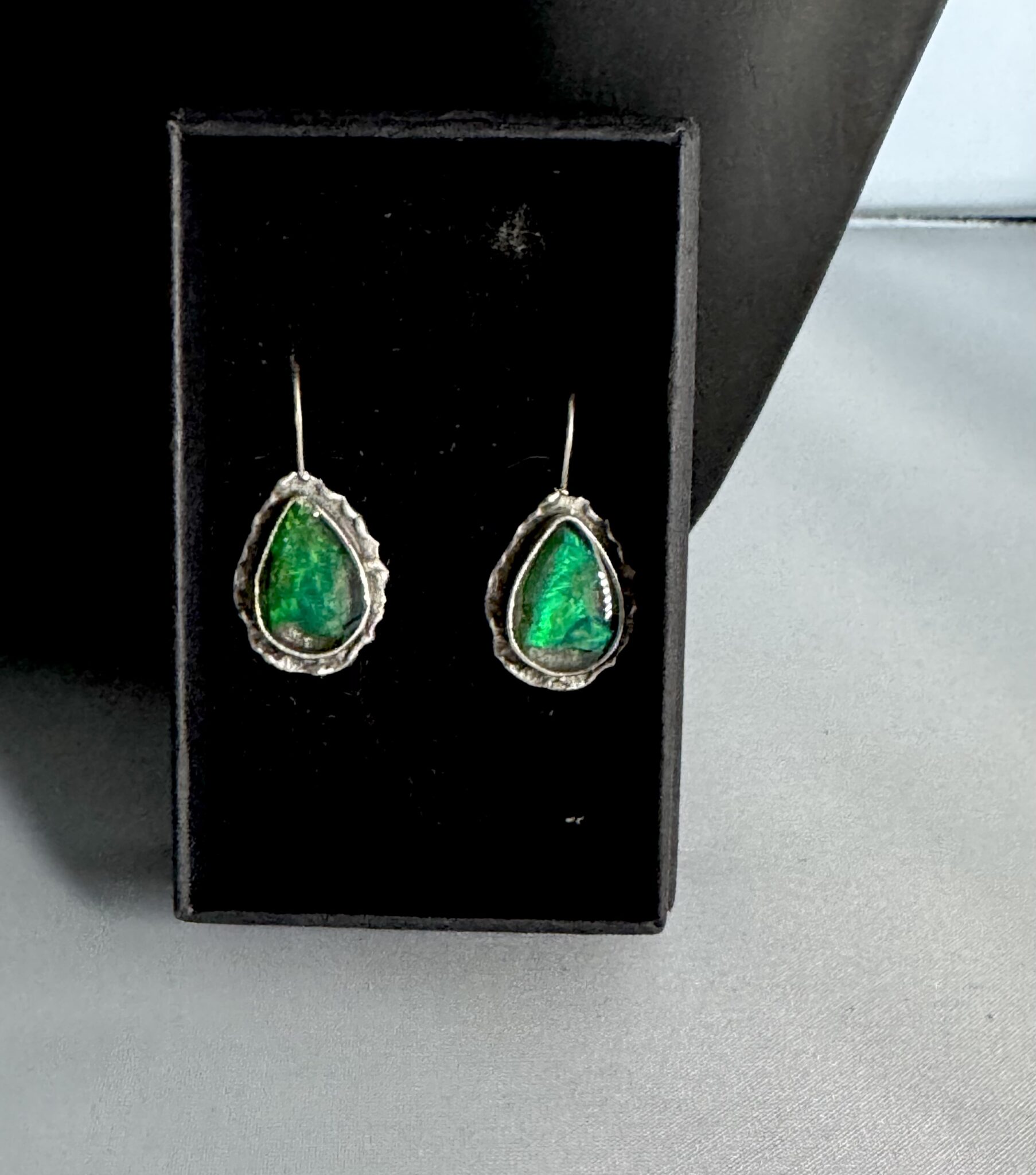 Exklusive versilberte Ohrhänger mit Opal *3